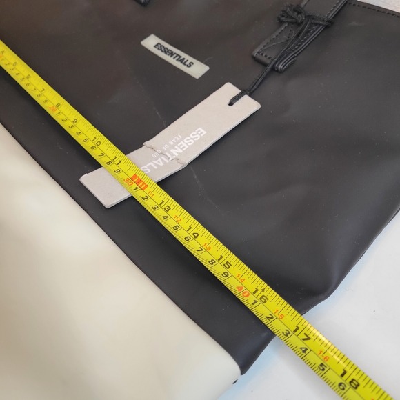 Fear of God Essentials Black and Cream Tote Bag - Picture 9 of 11